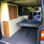 vw-bus-innenausbau-schrank-fertig-02