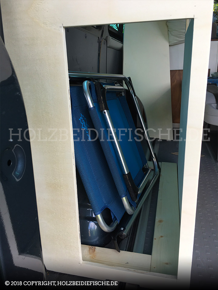 vw-bus-innenausbau-schrank-hinten-zusammenbau-03