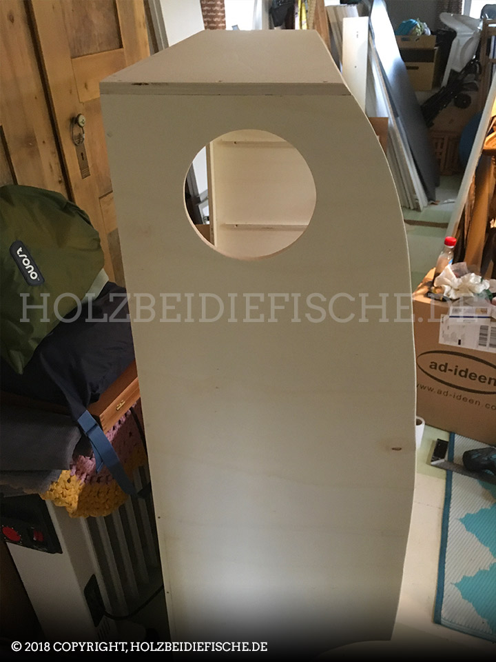 vw-bus-innenausbau-schrank-hinten-zusammenbau-07