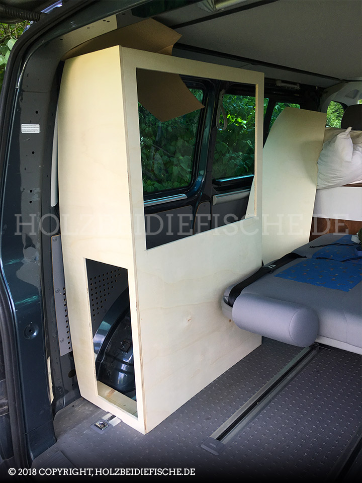 vw-bus-innenausbau-schrank-hinten-zuschnitt-02